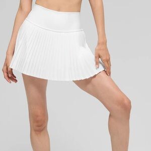 ALO Yoga White Grand Slam Mini Pleated tennis Skirt